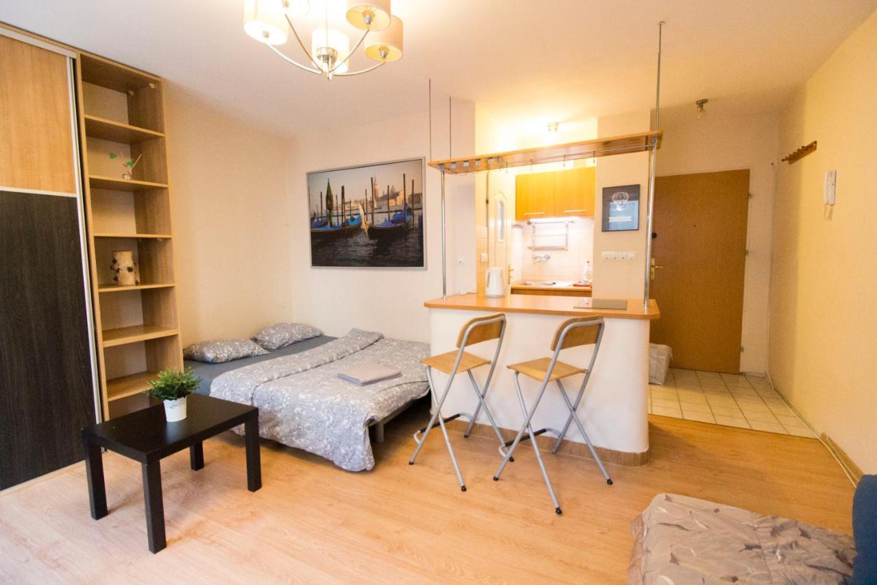 Happy Apartments - Economy Wroclaw Ngoại thất bức ảnh