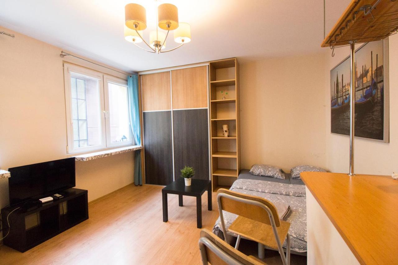 Happy Apartments - Economy Wroclaw Ngoại thất bức ảnh