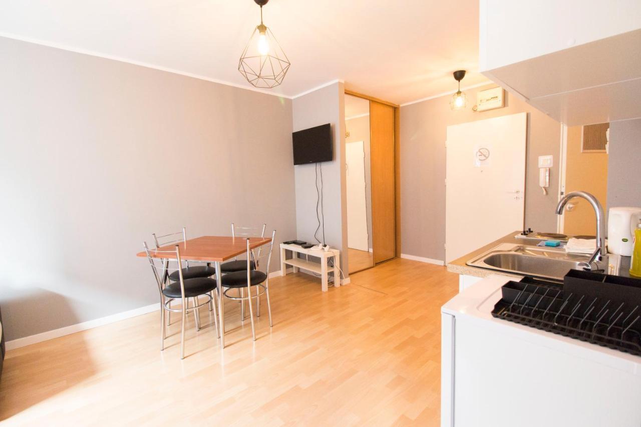 Happy Apartments - Economy Wroclaw Ngoại thất bức ảnh