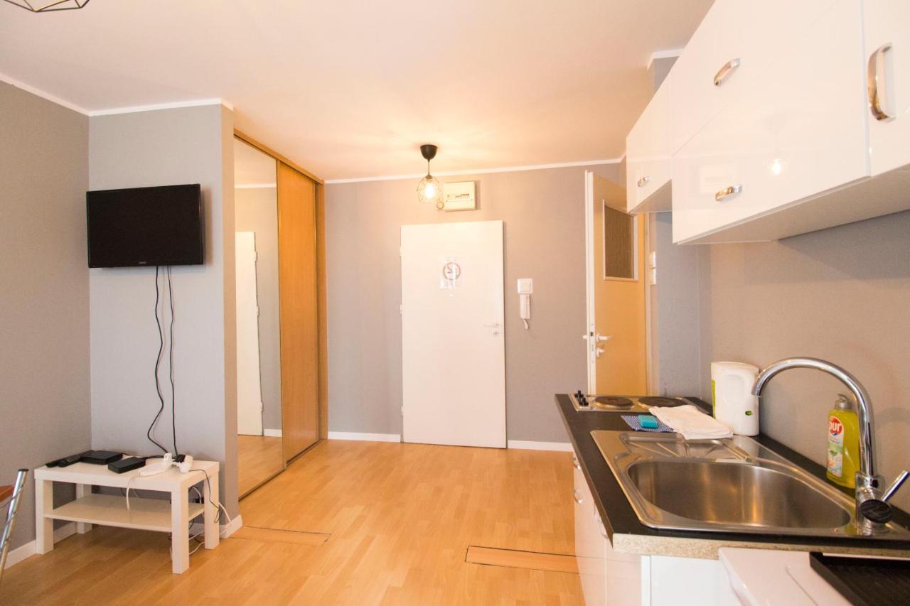 Happy Apartments - Economy Wroclaw Ngoại thất bức ảnh